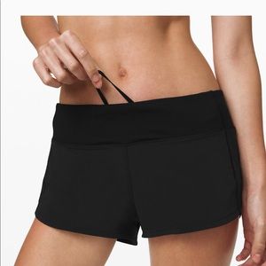 Lululemon black speed up running short